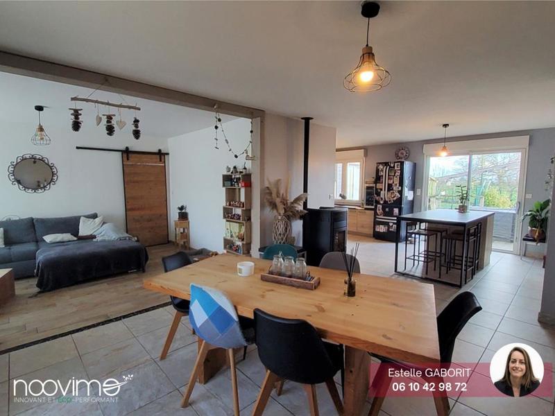 Maison - 140 m² - 6 pièces