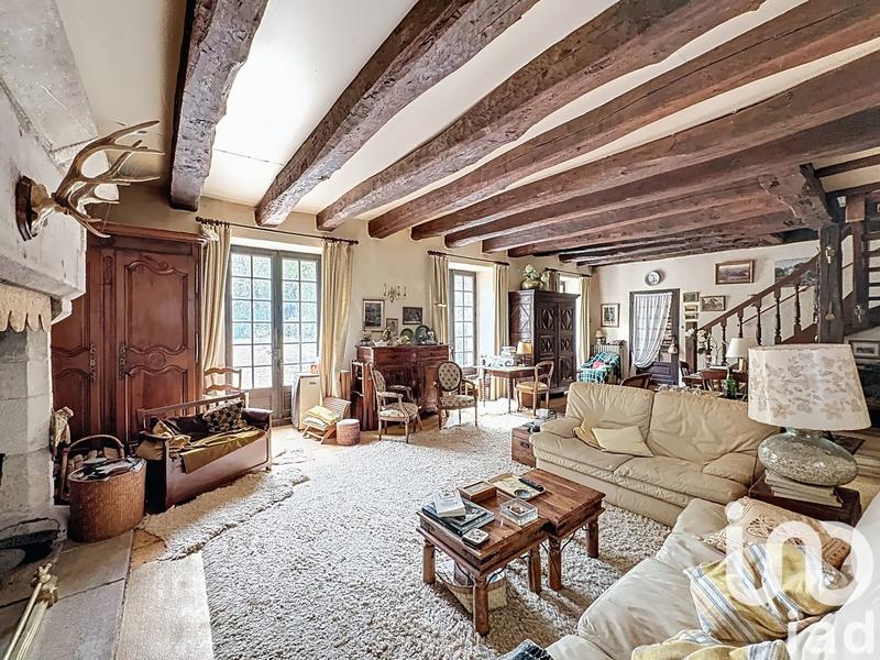 Maison - 229 m² - 8 pièces