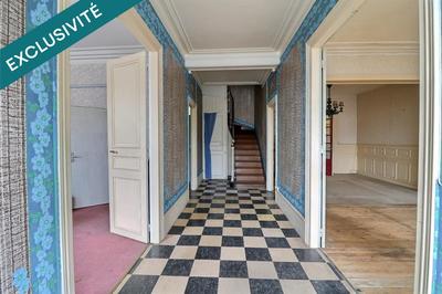 Maison - 320 m² - 12 pièces