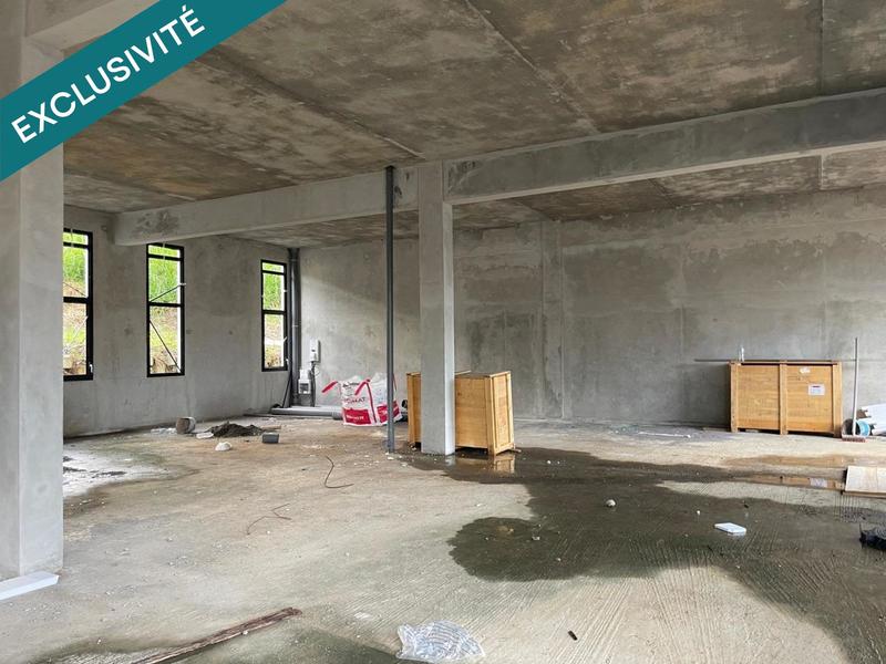 Local commercial - 160 m² - 2 pièces