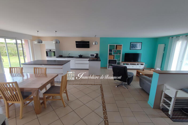 Maison - 120 m² - 4 pièces