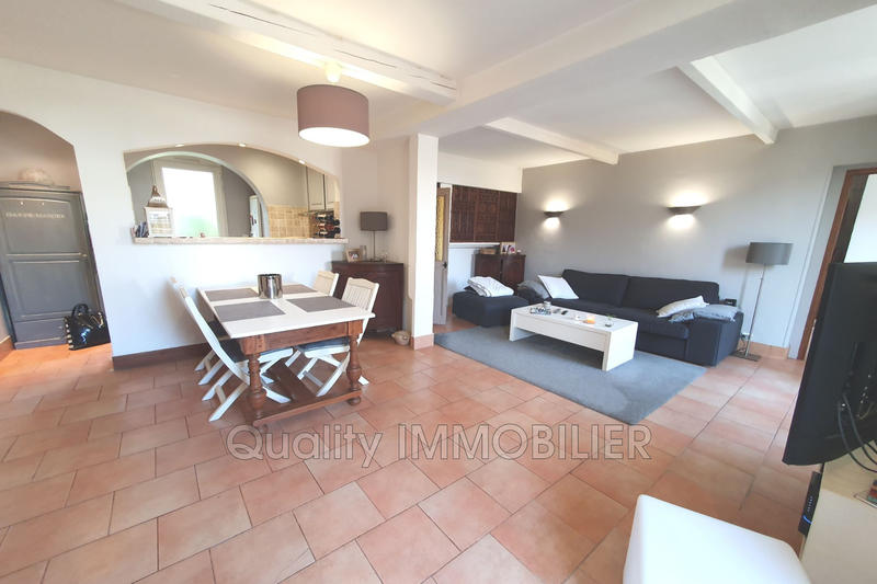 Appartement - 80 m² - 4 pièces