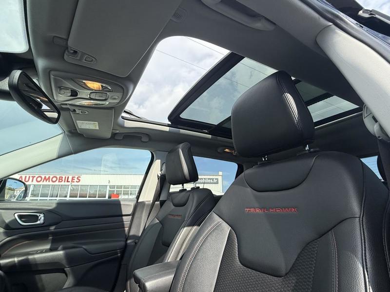 Jeep Compass 4xe 240 trailhawk toit ouvrant