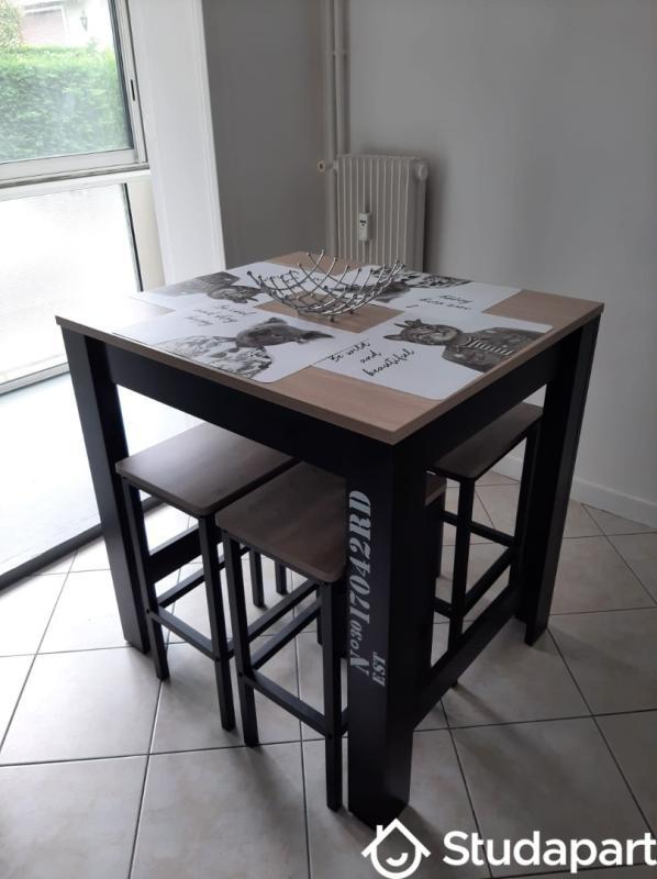 Chambre - 9 m² - 1 pièce