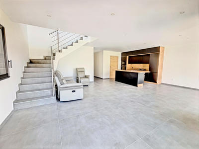 Maison - 146 m² - 5 pièces