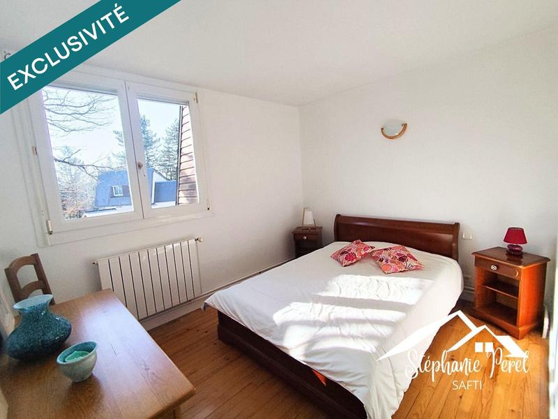 Maison - 182 m² - 7 pièces