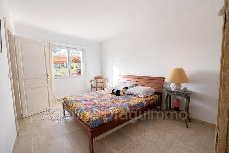 Maison - 260 m² - 7 pièces