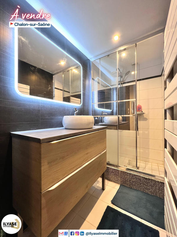 Appartement - 135 m² - 4 pièces