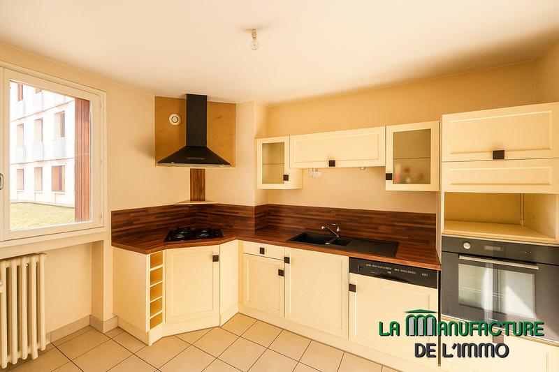 Appartement - 70 m² - 4 pièces