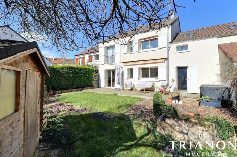 Maison - 157 m² - 8 pièces