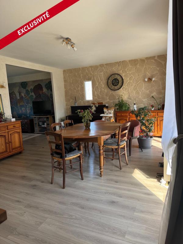 Pavillon - 94 m² - 5 pièces