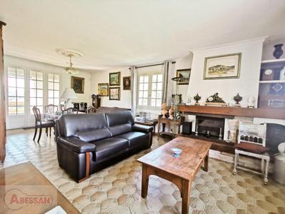 Maison - 141 m² - 5 pièces