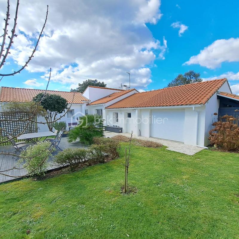 Maison - 146 m² - 6 pièces