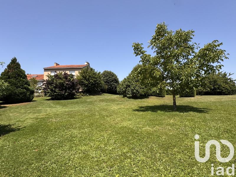 Maison de ville - 301 m² - 10 pièces