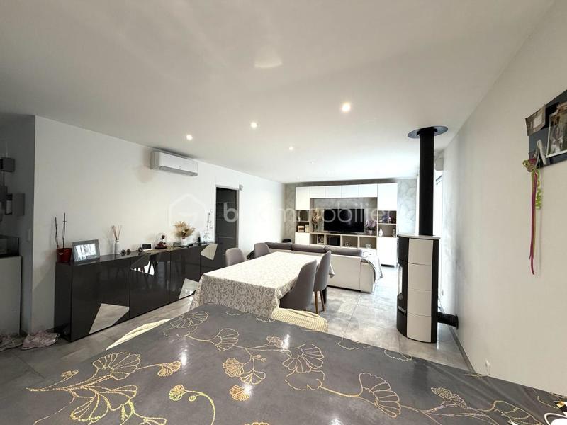 Maison - 86 m² - 5 pièces