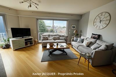 Appartement - 95 m² - 4 pièces
