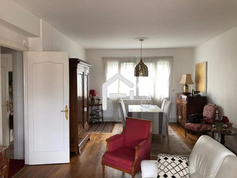 Appartement - 95 m² - 5 pièces