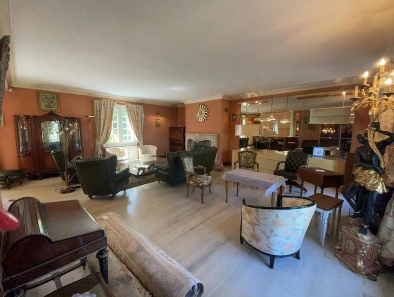 Maison de campagne - 311 m² - 10 pièces