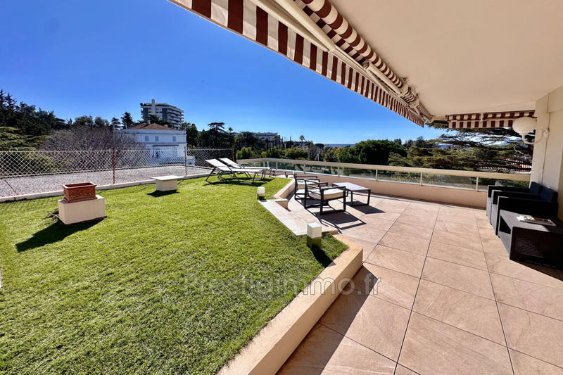 Appartement - 95 m² - 3 pièces