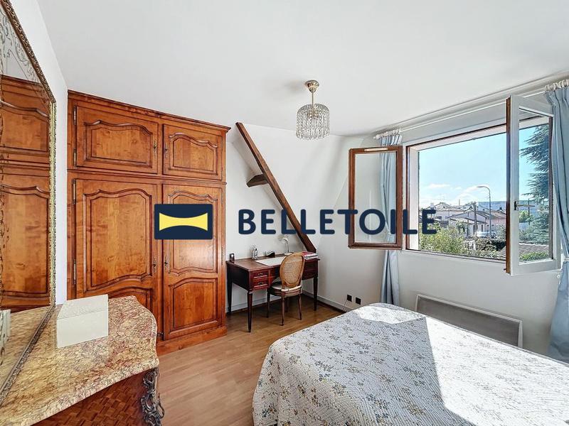 Maison - 93 m² - 4 pièces