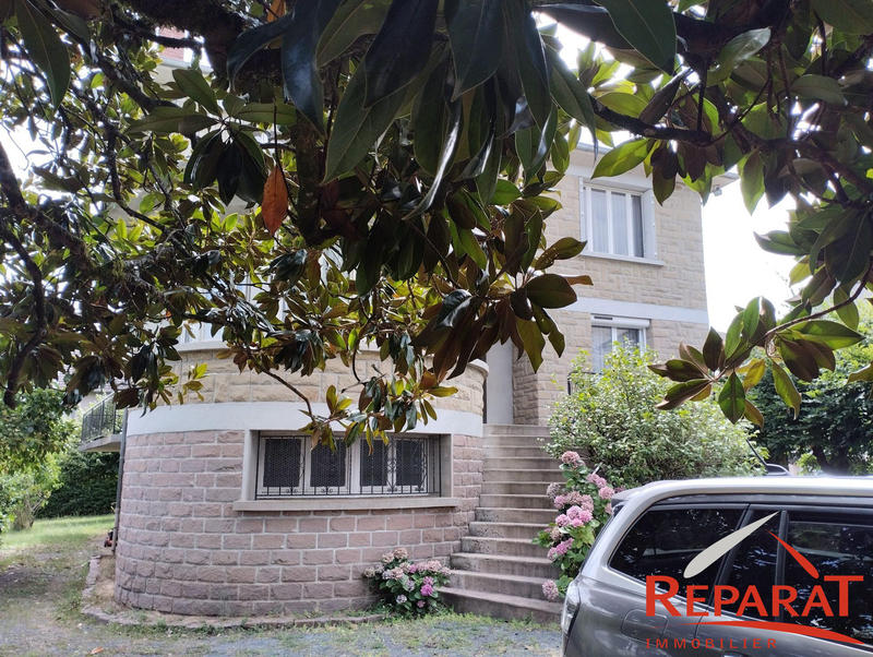 Maison - 178 m² - 7 pièces