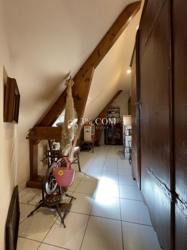 Propriété - 233 m² - 9 pièces