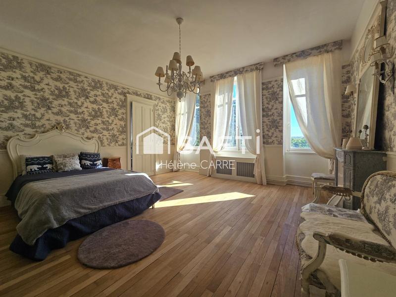 Château - 670 m² - 16 pièces