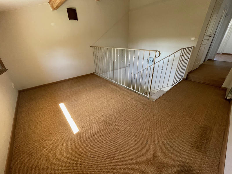 Maison - 200 m² - 9 pièces