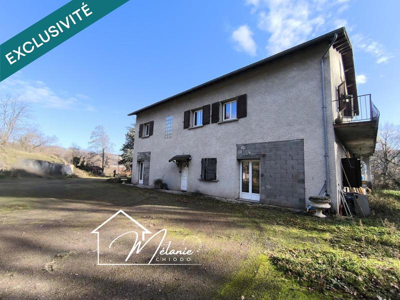 Maison - 299 m² - 11 pièces