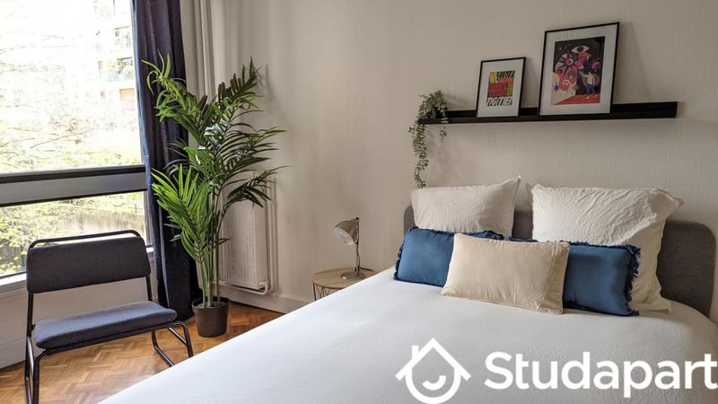 Chambre - 15 m² - 1 pièce