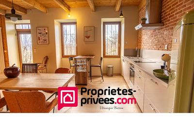 Maison - 210 m² - 8 pièces