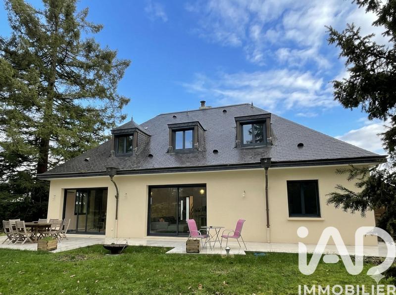 Maison - 160 m² - 7 pièces