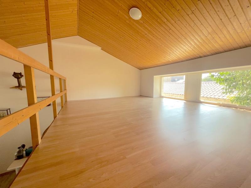 Maison - 265 m² - 12 pièces