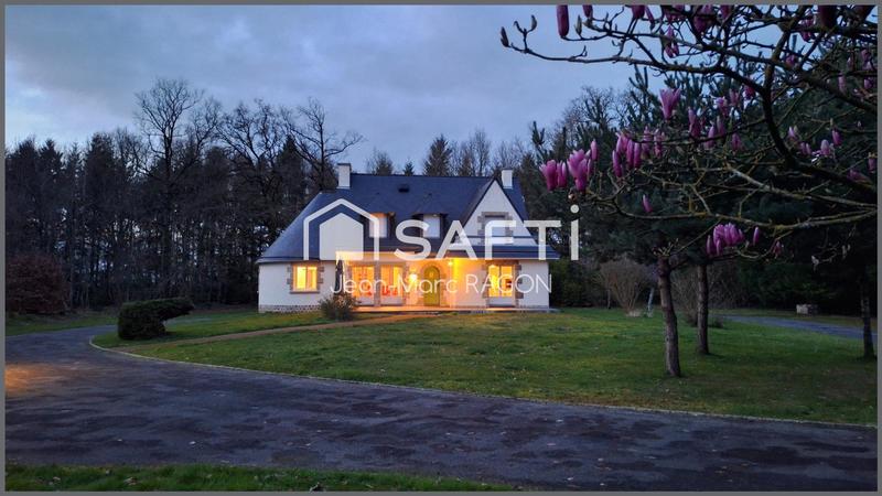 Maison - 158 m² - 7 pièces