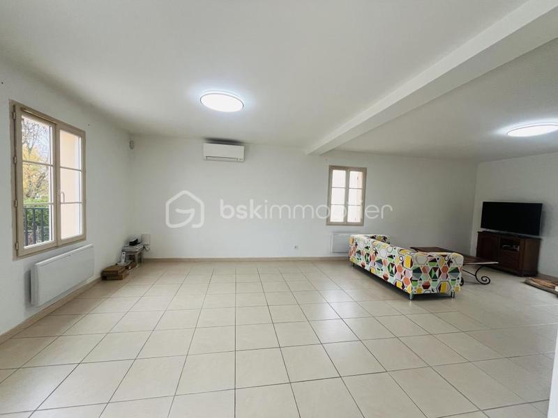 Maison - 180 m² - 7 pièces