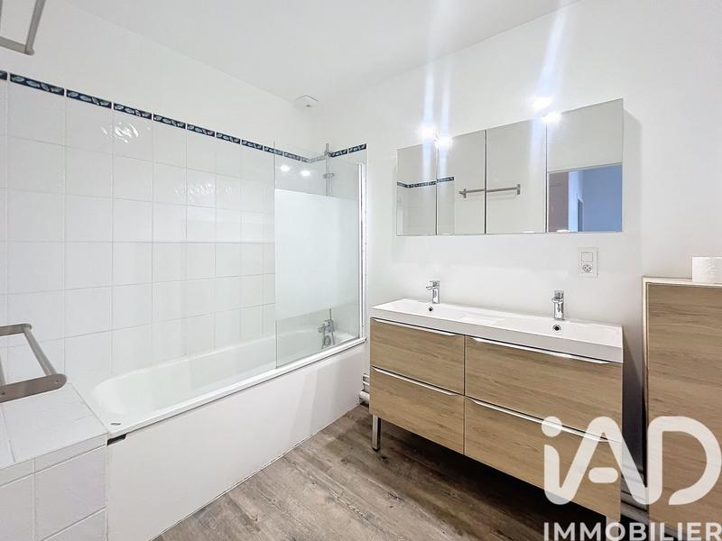 Maison - 105 m² - 4 pièces