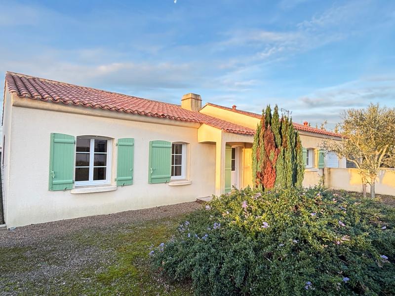 Maison - 98 m² - 4 pièces