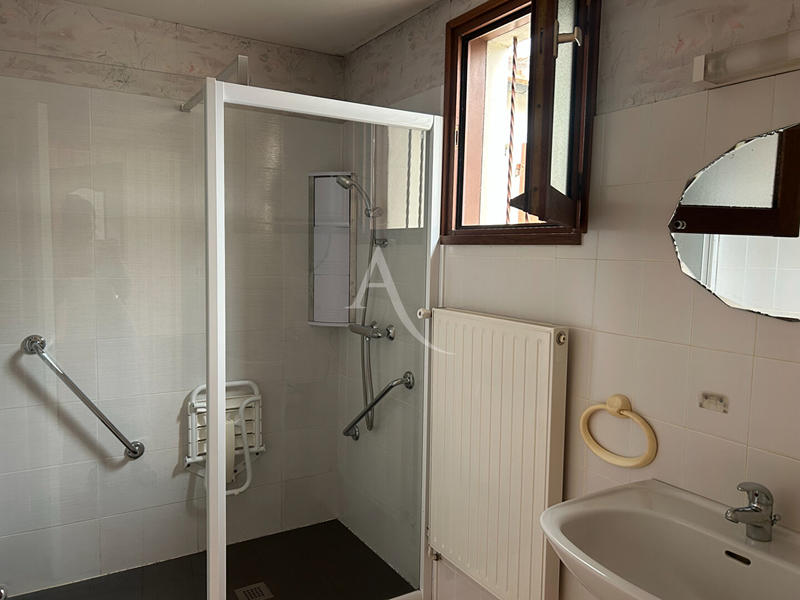 Maison - 111 m² - 4 pièces