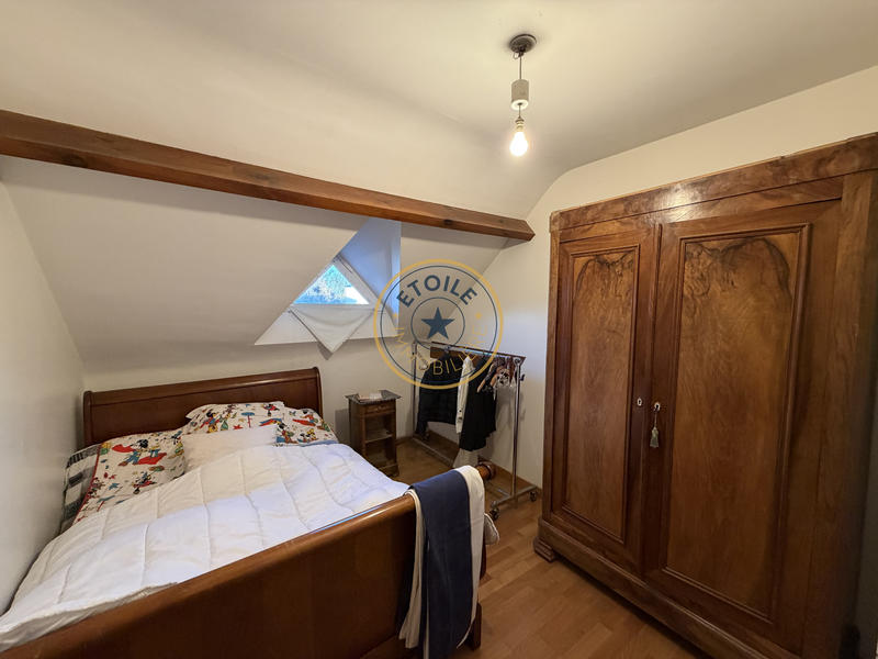 Maison - 202 m² - 6 pièces