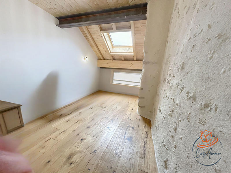 Maison - 203 m² - 7 pièces