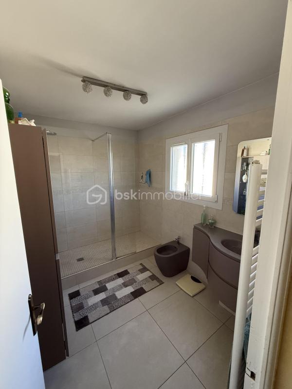 Maison traditionnelle - 140 m² - 6 pièces