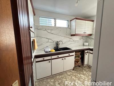 Appartement - 93 m² - 4 pièces