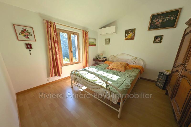 Maison - 93 m² - 5 pièces