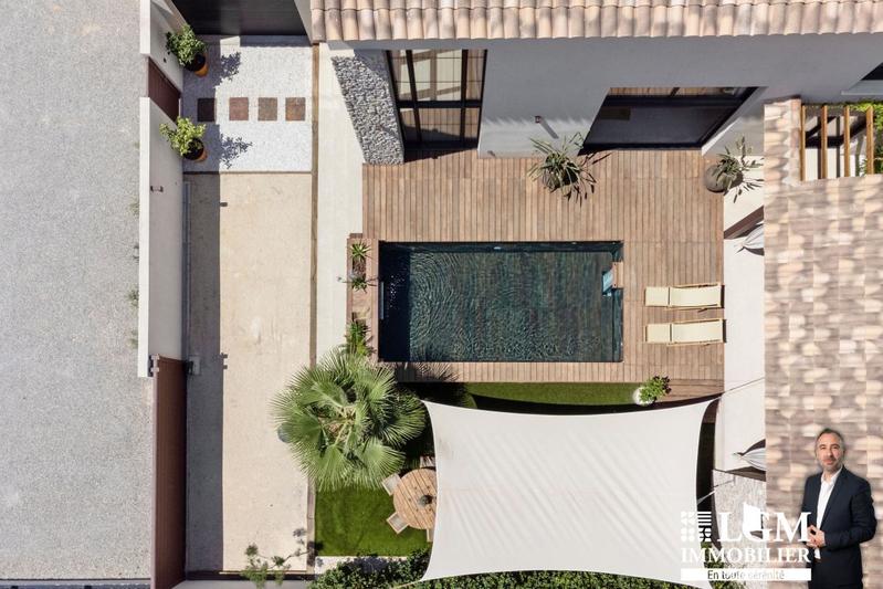 Maison - 182 m² - 5 pièces