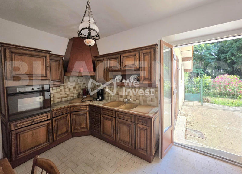 Maison - 180 m² - 6 pièces