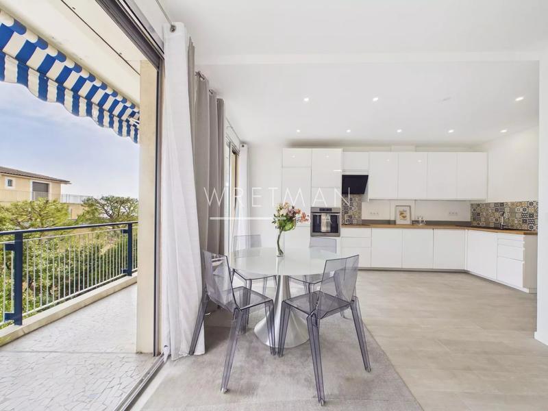 Appartement - 82 m² - 3 pièces