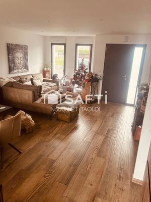 Maison - 100 m² - 4 pièces