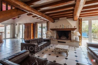 Villa - 150 m² - 6 pièces