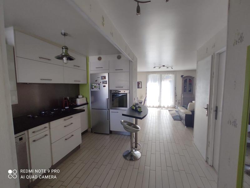 Maison traditionnelle - 80 m² - 4 pièces