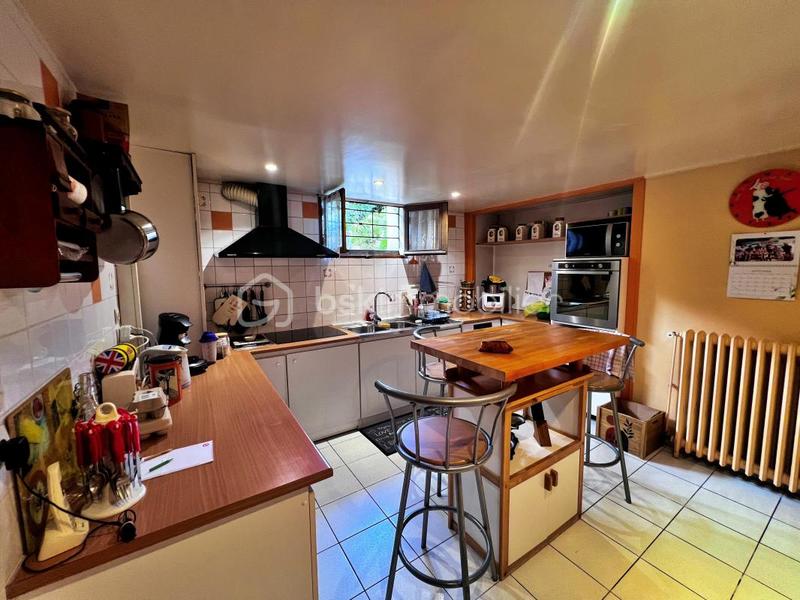 Maison - 93 m² - 4 pièces